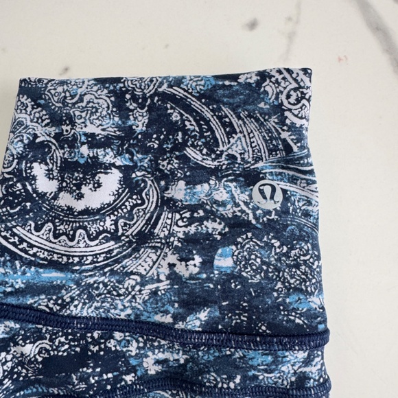 Lululemon Align Paisley Leggings size 2 - Picture 2 of 5
